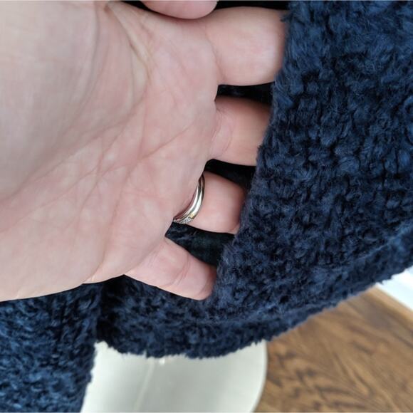 Women's Pendleton Fuzzy Zip Navy Plaid Fleece Jacket Medium Pockets Fall - Picture 5 of 10